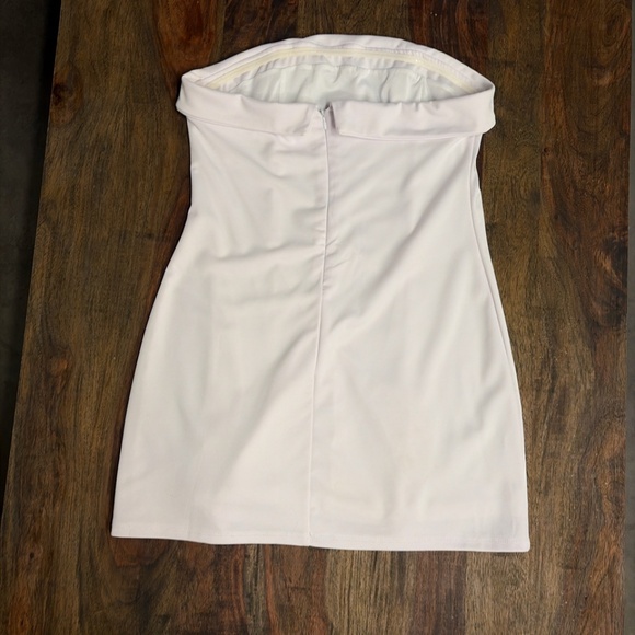 💗 Kendall & Kylie Strapless Bodycon Mini Dress - Picture 4 of 6